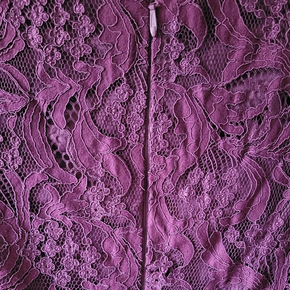 Lulus small purple lace mini pencil dress event homecoming bridesmaid wine - Picture 3 of 5